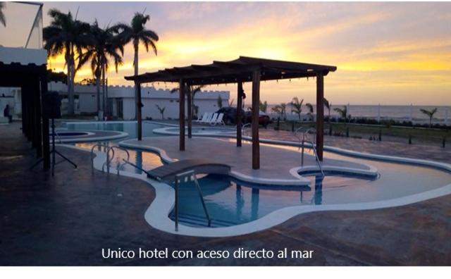 Hotel Castillo Del Mar Ріоача Екстер'єр фото