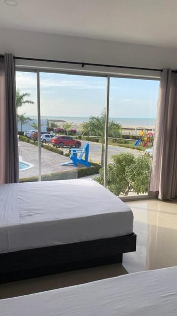 Hotel Castillo Del Mar Ріоача Екстер'єр фото